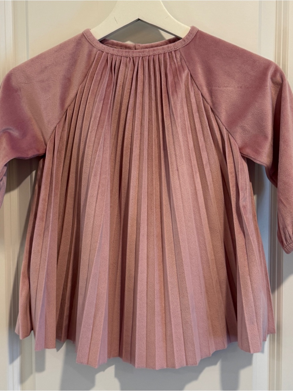 Hanna Andersson Pleated Long-Sleeve Dress - Dusty Pink